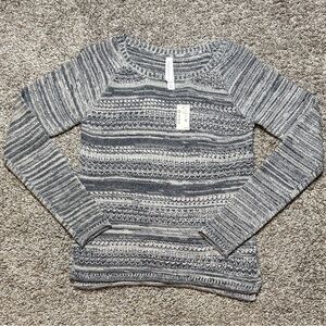 Aeropostale Charcoal and Cream Knit Top